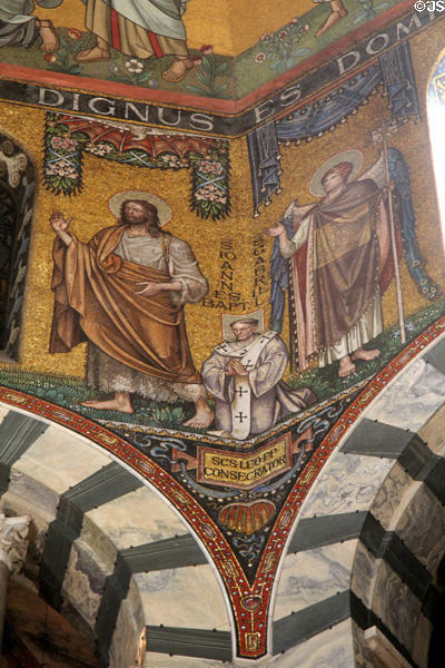 Plaque integrated into mosaics stating that Pope Leo III consecrated what is now known at the Palatine Chapel at Aachen Cathedral. Aachen, Germany.