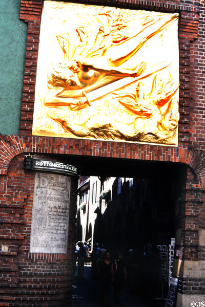 Böttcherstrasse (1920s) a street of Art Deco & traditional brick architecture. Bremen, Germany. Architect: Bernhard Hoetger, Eduard Scotland & Alfred Runge.