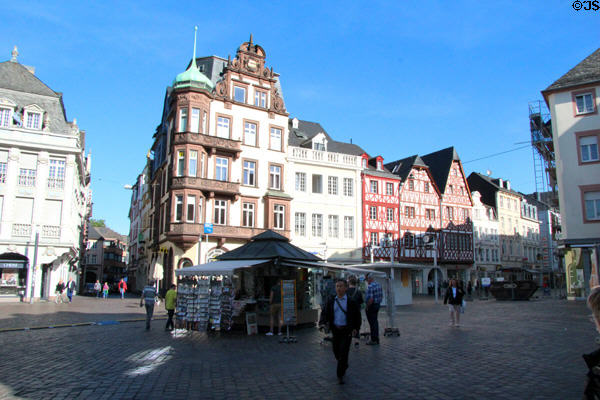 News vendors kiosk on Hauptmarkt. Trier, Germany.