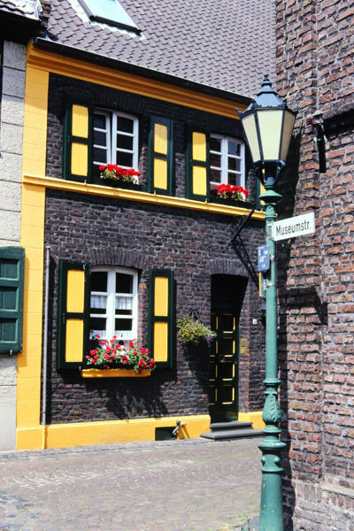 Picturesque dwelling on village street. Zons, Germany.
