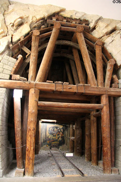 Gallery demonstrating old tunneling technique at Deutsches Museum. Munich, Germany.