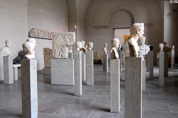 Gallery of Roman portrait heads at Glyptothek. Munich, Germany.