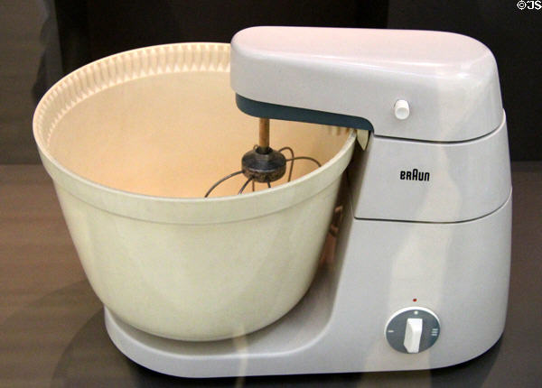 Braun Kitchen Machine (1957) by Gerd Alfred Müller at Germanisches Nationalmuseum. Nuremberg, Germany.