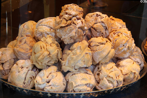 Local specialty, Rothenburger Schneeballen (Snowball) pastry in shop window. Mittenwald, Germany.