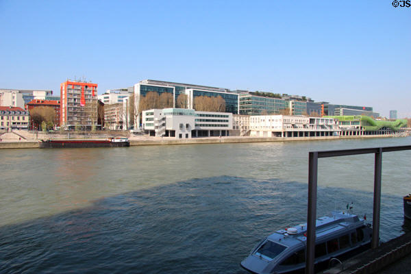 Buildings along Quai d'Austerlitz on River Seine. Paris, France.