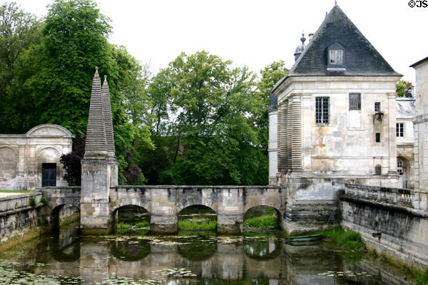 Pyramids & bridge of Chateau de Tanlay. Tonnerre, France.