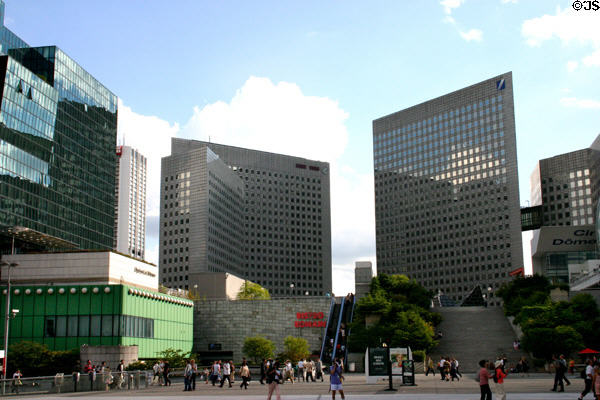 Le Voltaire (1988) & Pascal (1983) towers at La Défense. Paris, France. Architect: Henri La Fonta.