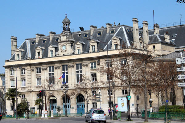 Mairie of 13th Arrondissement on Place d'Italie. Paris, France.