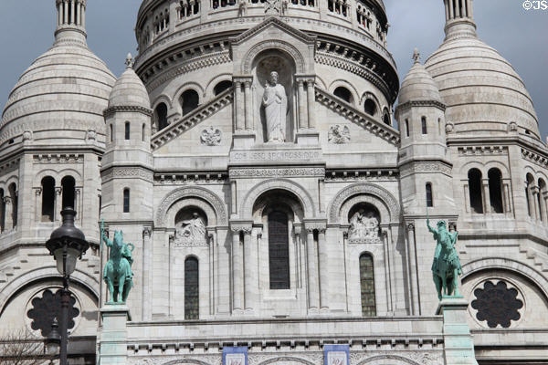 Neo-Romanesque arches on facade of Basilica of Sacred Heart on Montmartre. Paris, France.