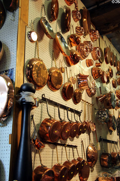 Copper pans in kitchenware shop in Les Halles district. Paris, France.