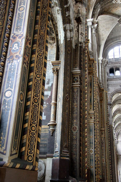 Painted walls in Renaissance style (19thC) at St Eustache Les Halles. Paris, France.