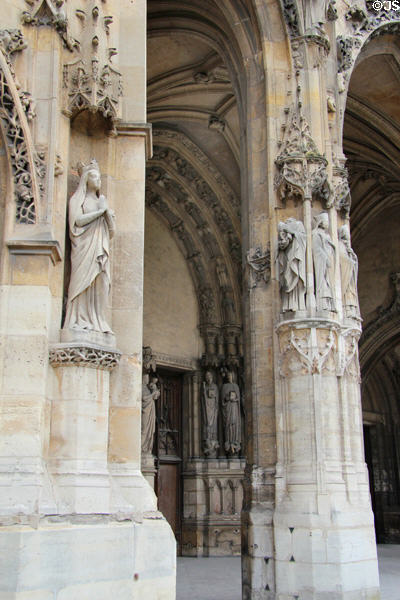 Saints carved on pillars at Saint-Germain-l'Auxerrois. Paris, France.