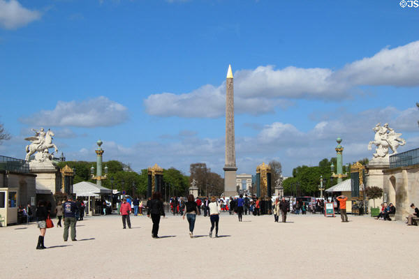 Place de la Concorde gates & 2 Pegasus sculptures (1702) by Antoine Coysevox seen from Tuileries Garden. Paris, France.