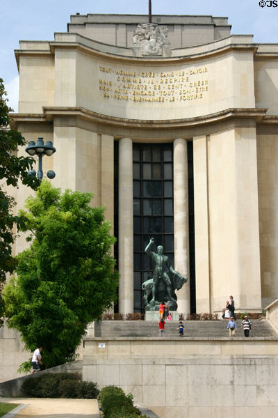 Southern wing of Palais de Chaillot. Paris, France.