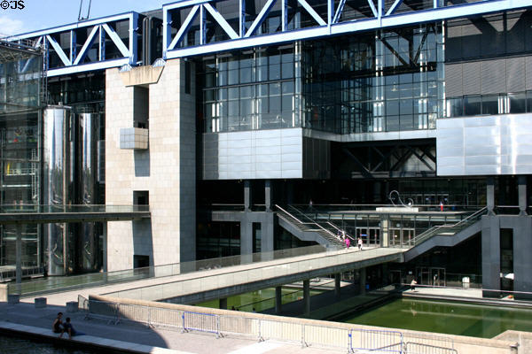 City of Science and Industry museum (1986) at Parc de la Villette. Paris, France. Architect: Jean Semichon then Adrien Fainsilber.