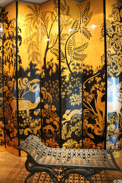 Screen (c1921-2) & Chaise longue (c1925) from Jeanne Lanvin's Apt. both by Armand-Albert Rateau at Museum of Decorative Arts. Paris, France.
