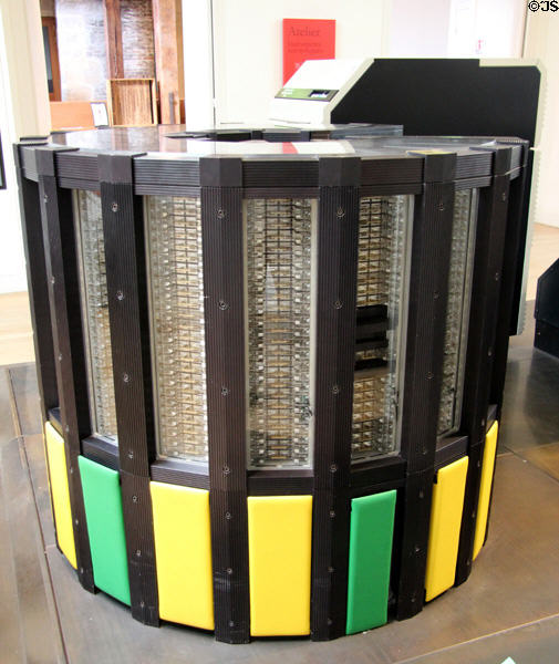 Cray-2 Supercomputer (1985) by Cray Research at Arts et Metiers Museum. Paris, France.