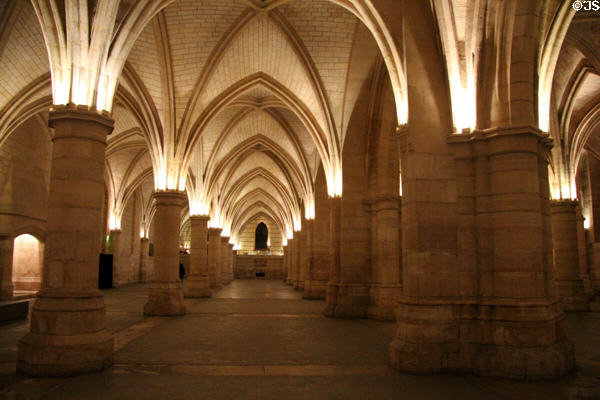 Salle des Gens d'Armes (Calvary Guard Room) (early 14thC) at Conciergerie. Paris, France.