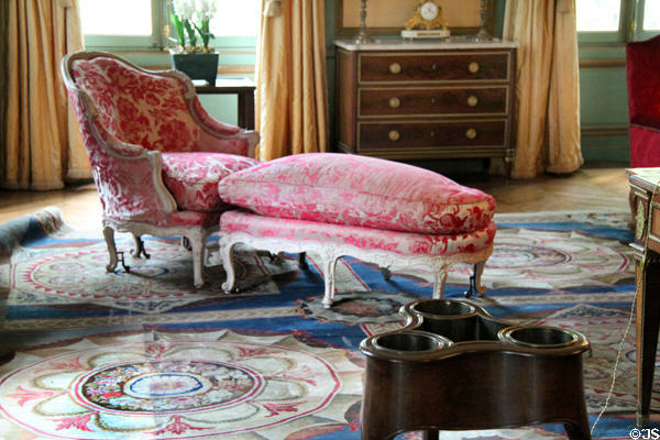 Chaise longue or day bed in two parts (c1755) plus 3-holed wine cooler stand in salon bleu at Nissim de Camondo Museum. Paris, France.