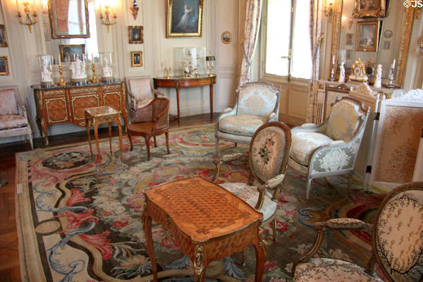 Bedroom at Nissim de Camondo Museum. Paris, France.