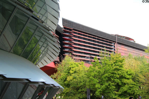 Musée du quai Branly - Jacques Chirac (2006) on banks of Seine near Eiffel Tower. Paris, France. Architect: Jean Nouvel.
