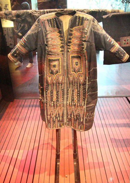 Wedding feast dress from Yemen at Musée du quai Branly. Paris, France.