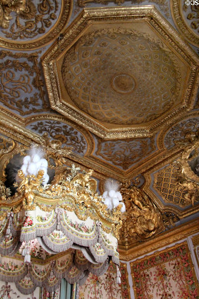 Queen's Bedroom, originally created for Maria Theresa (1682-3) at Versailles Palace. Versailles, France.