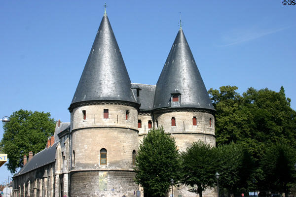 Former Bishop's Palace, now housing Musée Départemental de l'Oise. Beauvais, France.