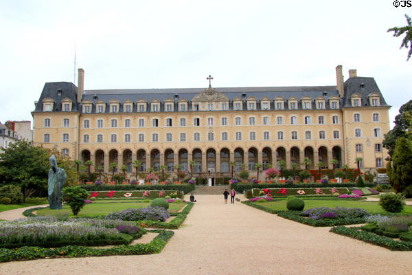 St-Georges garden with former Benedictine Abbey in background. Rennes, France.