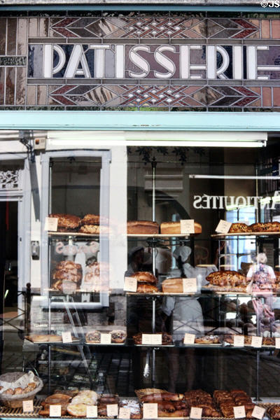 Patisserie on Theatre Place. Lille, France.