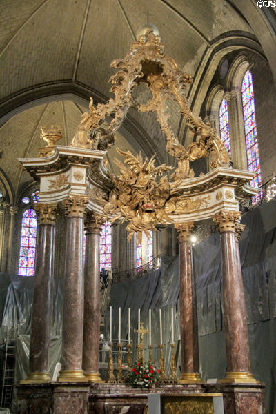 High altar in chancel at St Maurice of Angers Cathedral. Angers, France.