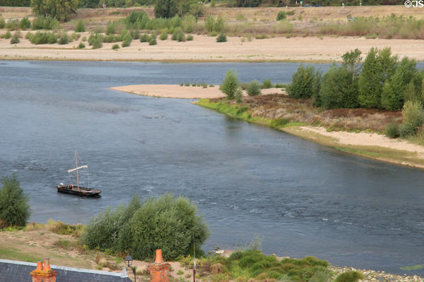 Ile d'or (Golden Island) in Loire River. Amboise, France.