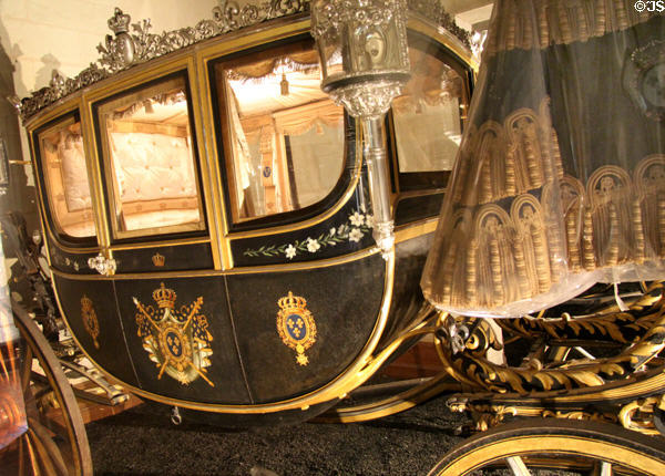 Horse-drawn Berlin carriage of count of Chambord (1873) by Binder Brothers at Chambord Chateau. Chambord, France.