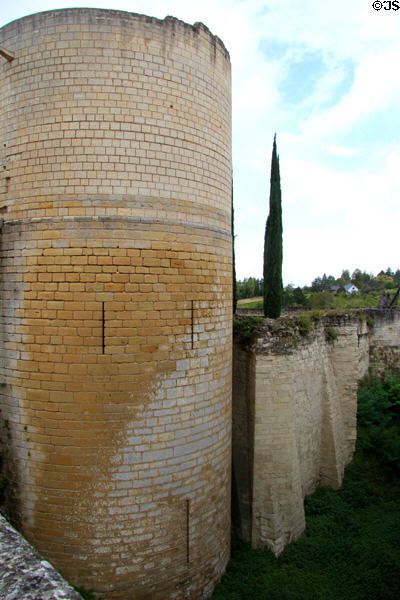 Round tower in walls of Château de Chinon. Chinon, France.