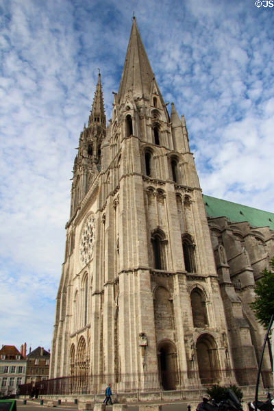 Southern Romanesque bell tower of Chartres Cathedral which survived fire of 1194. Chartres, France.