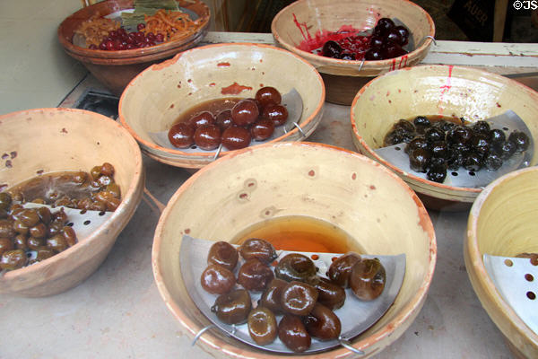 Candied fruit in shop window of Pâtisserie Henri Auer in Old Nice. Nice, France.