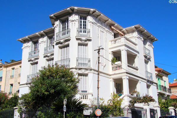Apartment building near Musée des Beaux-Arts. Nice, France.