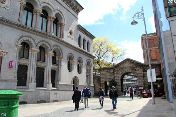 AIB Bank (7-12 Dame St.) & arch leading to Dublin Castle. Dublin, Ireland.