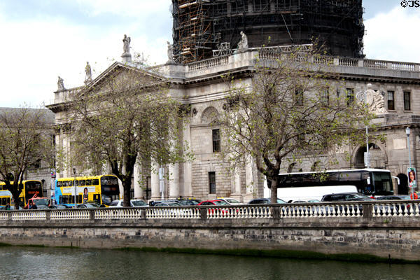 Four Courts courthouse building (1786-1802) on Bank of River Liffey. Dublin, Ireland. Architect: Thomas Cooley & James Gandon.