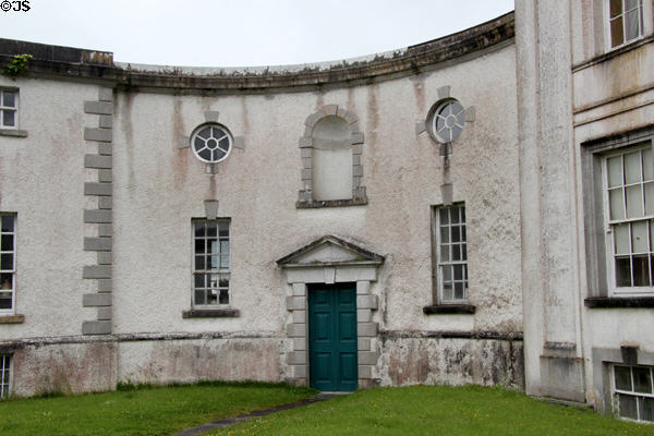 Rounded wing of Strokestown Park. Vesnoy, Ireland.