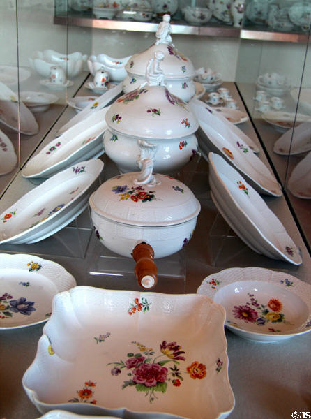 Meissen porcelain serving dishes painted with flowers (1800-50) at Pitti Palace Ceramics Museum. Florence, Italy.