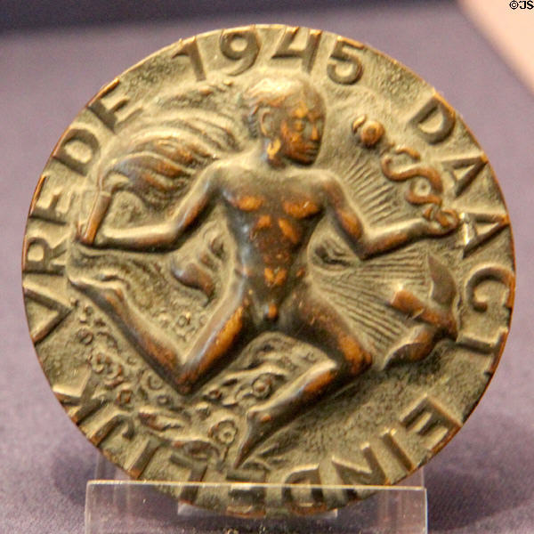 Liberation commemorative medal, made in secret, symbolizing Dutch resistance movement during WWII (c1940-45) die for medals made by Pieter Starreveld at Teylers Museum. Haarlem, Netherlands.