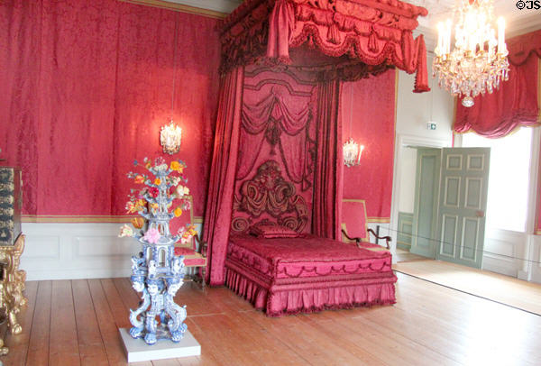 Bed Chamber reserved for Queen Mary II who never used it before her death in England at Age 32. Het Loo, Netherlands.