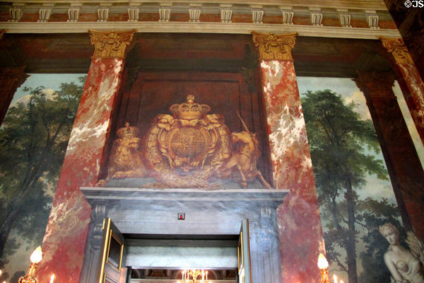 Example of "faux marble", very popular at the time, in Great Hall. Het Loo, Netherlands.