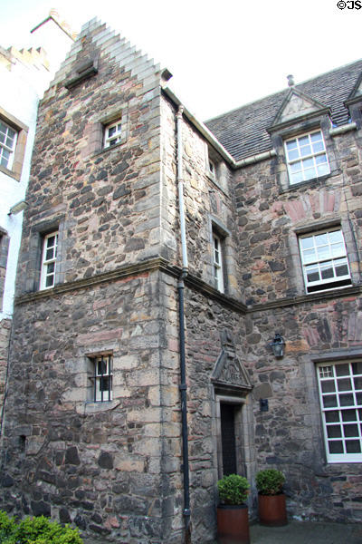 Museum of Edinburgh courtyard on Bakehouse Close. Edinburgh, Scotland.