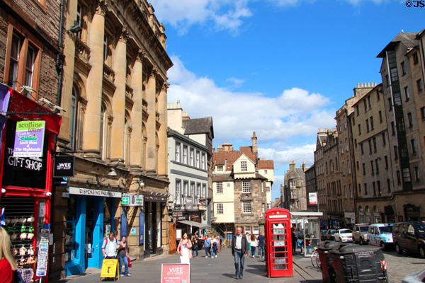 High Street looking to John Knox House in middle projecting across sidewalk. Edinburgh, Scotland.