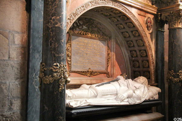 Monument (1888) to Jacobi Graham, Marchionis of Montrose (1661) at St Giles Cathedral. Edinburgh, Scotland.