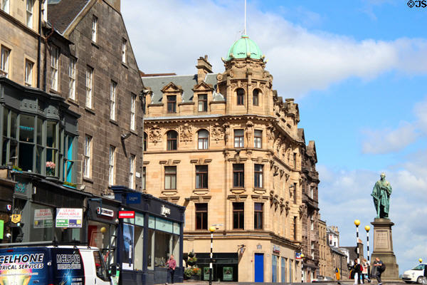 Frederick Street with William Pitt statue 1833 by Sir Francis Chantrey. Edinburgh, Scotland.