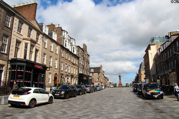 Castle Street in New Town with Thomas Chalmers statue. Edinburgh, Scotland.
