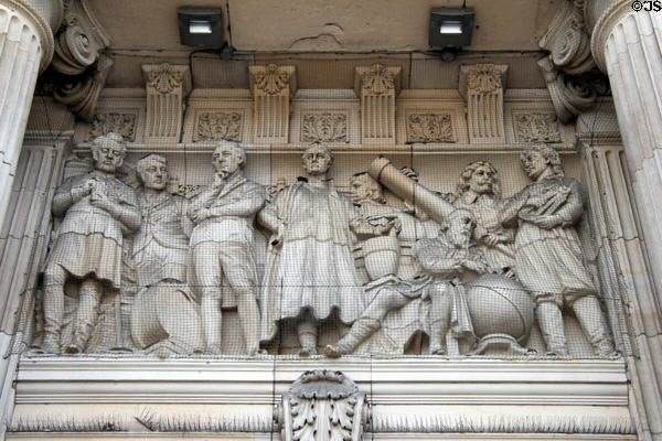 Frieze on Glasgow City Chambers (1888) by John Mossman & George Lawson. Glasgow, Scotland.